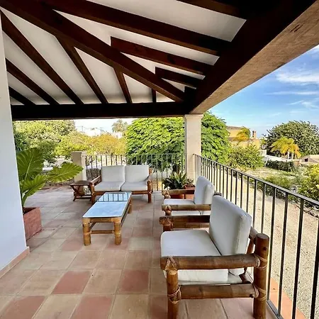 Villa Medina Pyp *